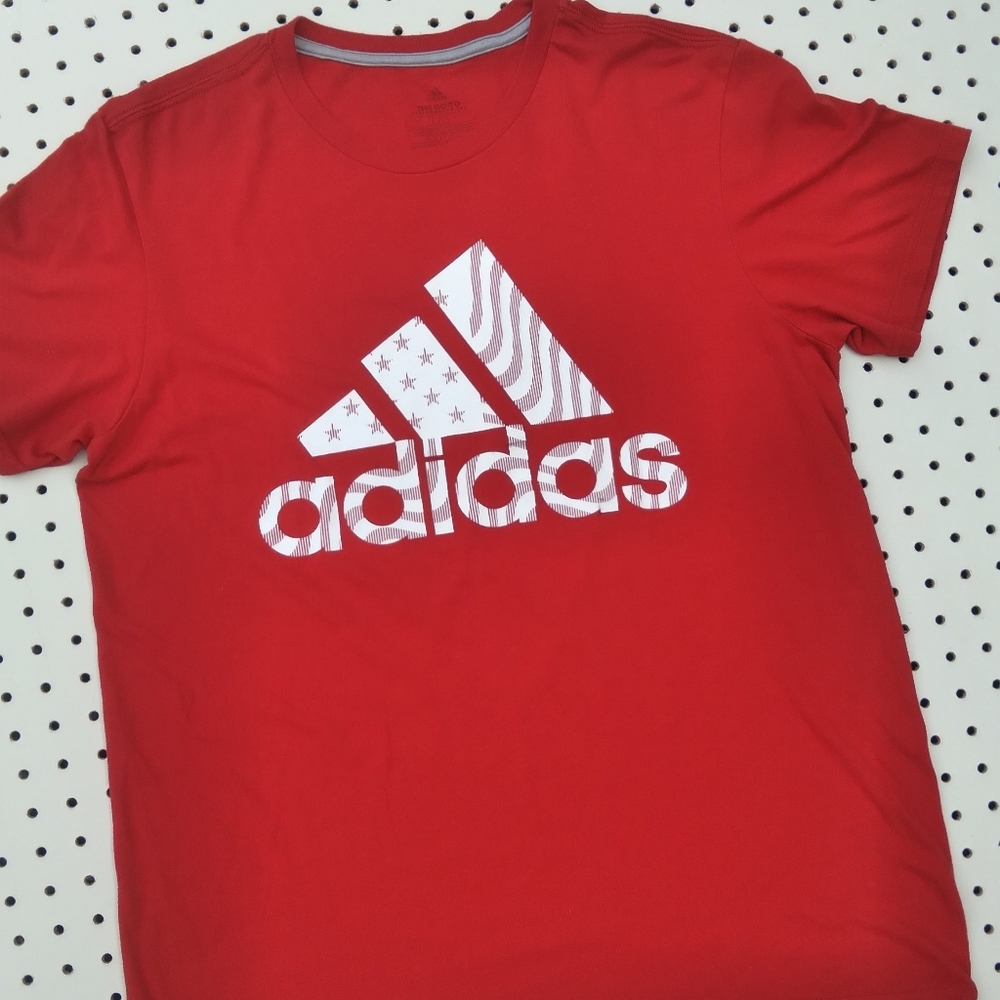 Adidas tshirt size large